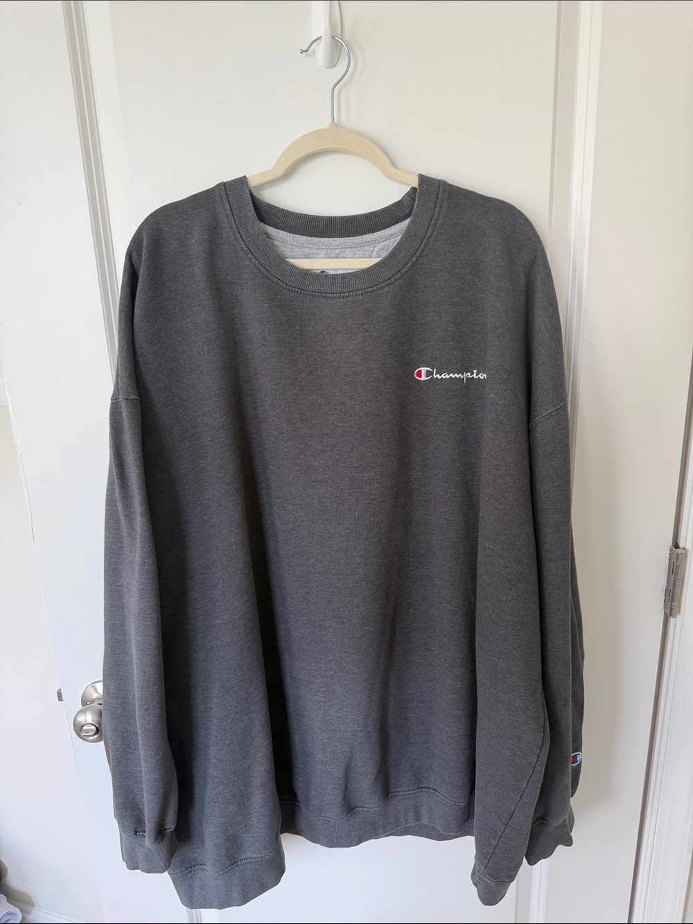 Champion Men’s Crewneck Sweatshirt - Charcoal Gray